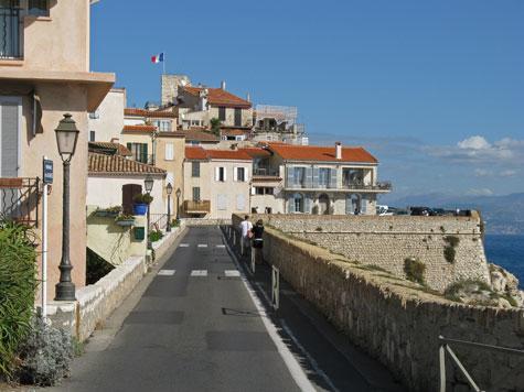 2 Bedroom Modern Apartment In Antibes With Sea View Екстер'єр фото
