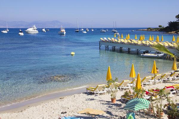 2 Bedroom Modern Apartment In Antibes With Sea View Екстер'єр фото