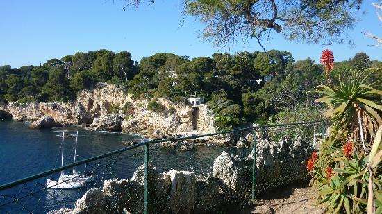 2 Bedroom Modern Apartment In Antibes With Sea View Екстер'єр фото